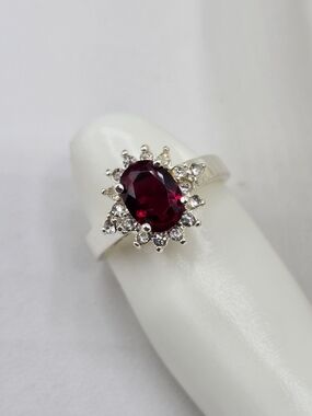 Swarovski Crystal Elements Silver Floral Ring Ruby Red Size 6 Prom Bridal Flower